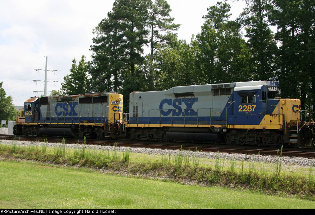CSX 2287 & 6909